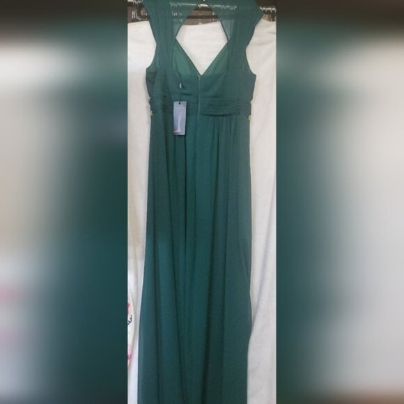 Ever-Pretty Women's Chiffon V Neck Cap Sleeve Backless Gown in Deep Green - Picture 8 of 8